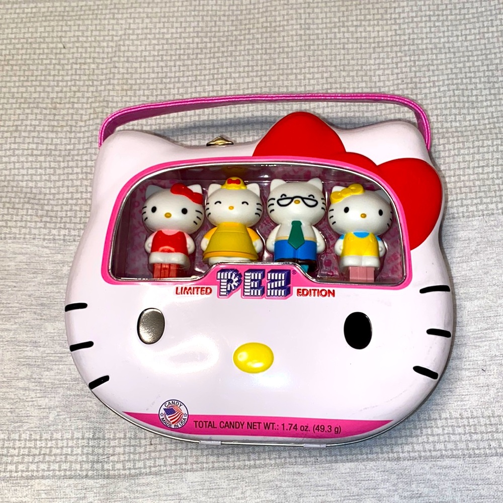 2014 Hello Kitty PEZ  Limited Edition Tin & PEZ 40th Anniversary